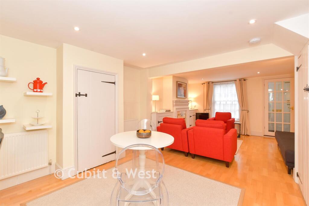 Main image of property: Kings Terrace, Emsworth, Hampshire
