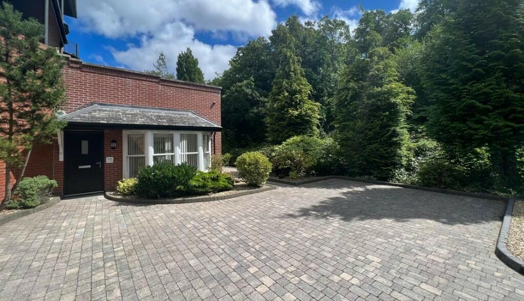 Main image of property: Ibbotsons Lane, Liverpool, Merseyside, L17