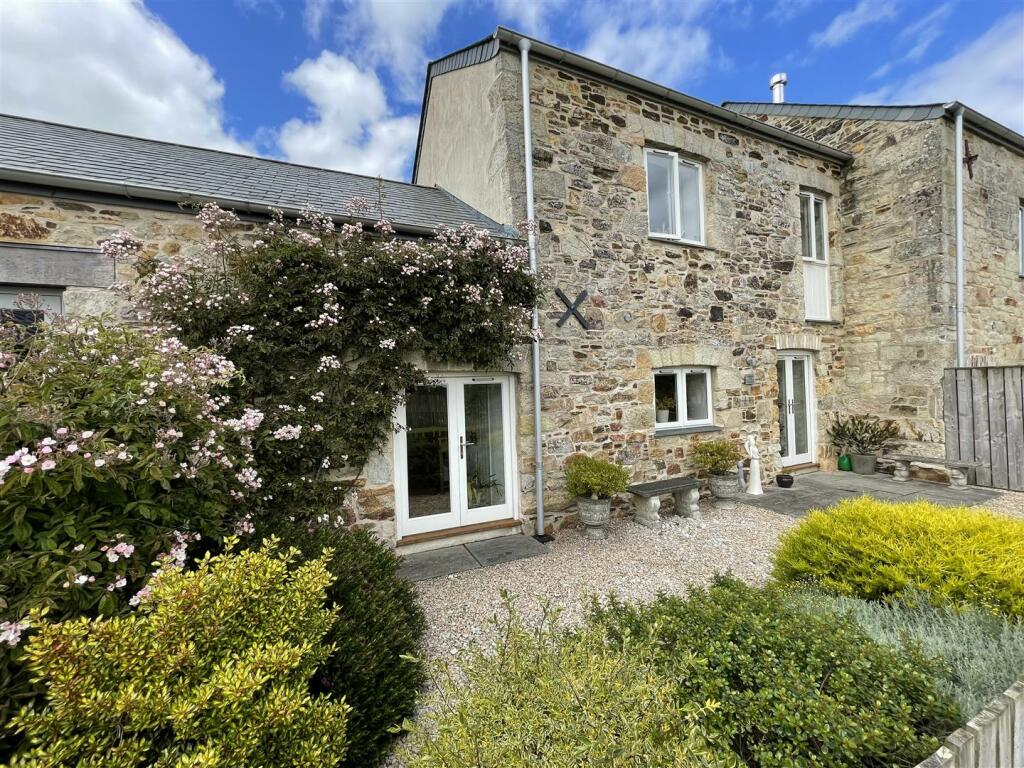 Main image of property: Tregenna Farm Barns, London Apprentice