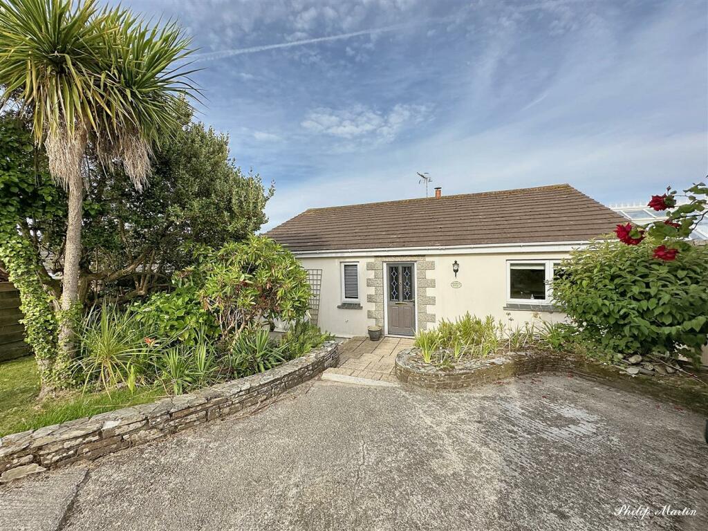 Main image of property: Newton Park, St. Mawes