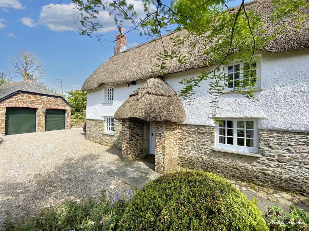 Main image of property: ROSELAND PENSINSULA