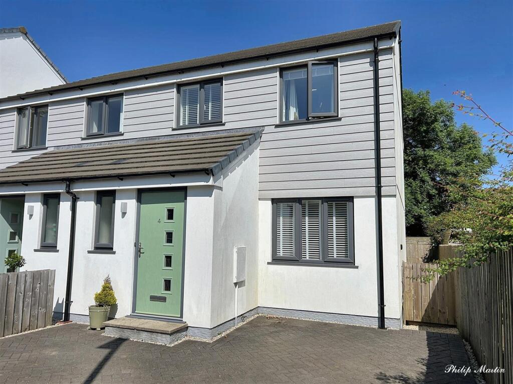 Main image of property: Parcandowr Gardens, Grampound Road