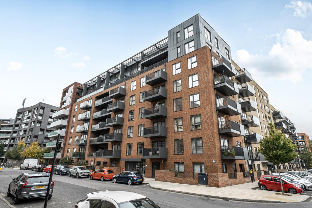 Main image of property: Singapore Road, London