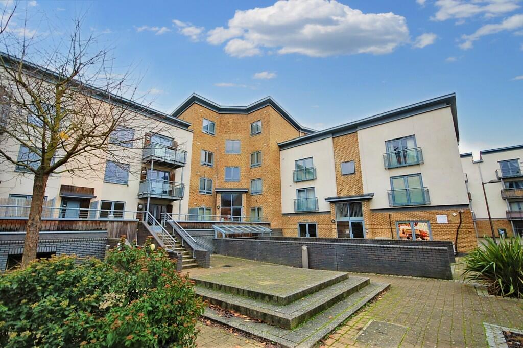 Main image of property: Quayside Drive, Colchester, Essex, CO2