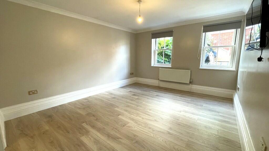 Additional property image - Belgrave Place, East Hill, Colchester, Essex, CO1