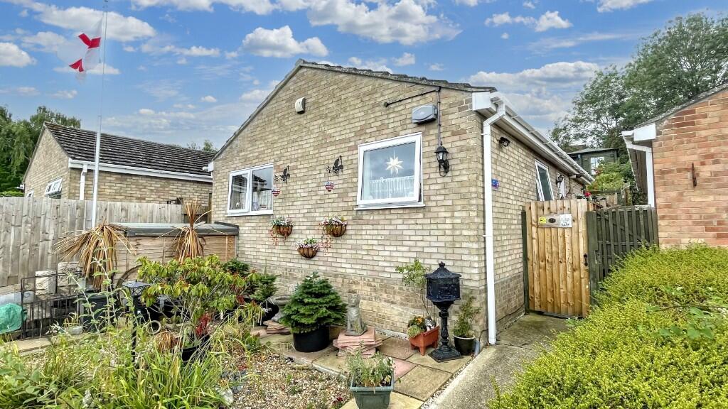 Main image of property: Knights Close, Manningtree, Essex, CO11