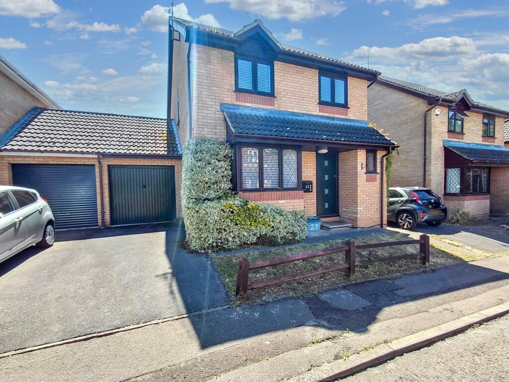 Main image of property: Pampas Close, Colchester, Essex, CO4