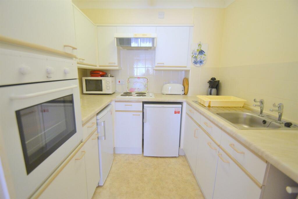 Additional property image - Bellbanks Road, Hailsham