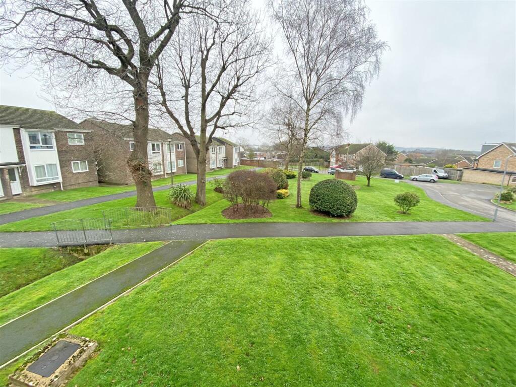 Additional property image - Summerfields Avenue, Hailsham
