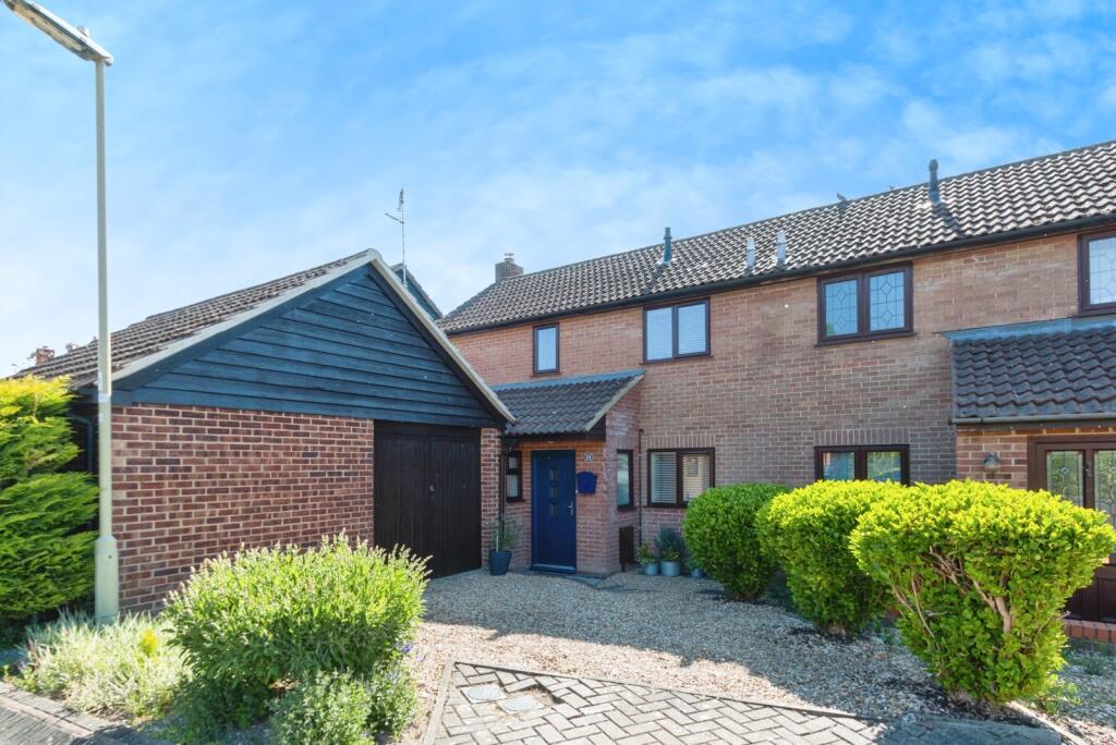 Main image of property: Broadhurst Grove, Lychpit, Basingstoke, Hampshire, RG24