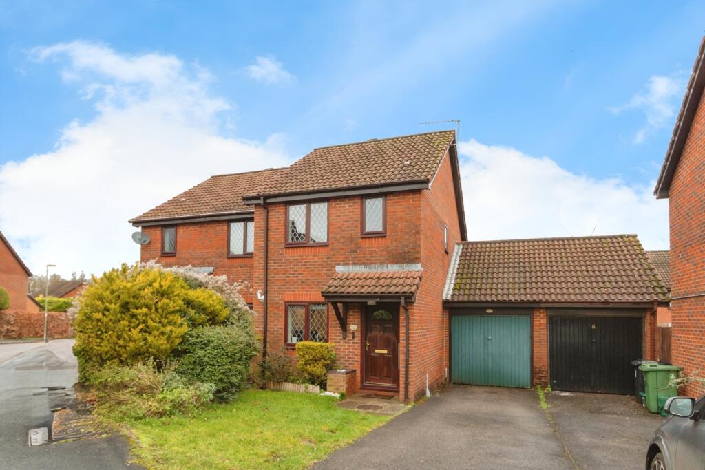 Main image of property: Balmoral Way, Basingstoke, Hampshire, RG22