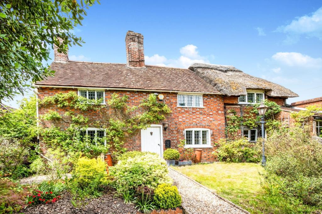 3 bedroom detached house for sale in West End, Sherborne St. John ...