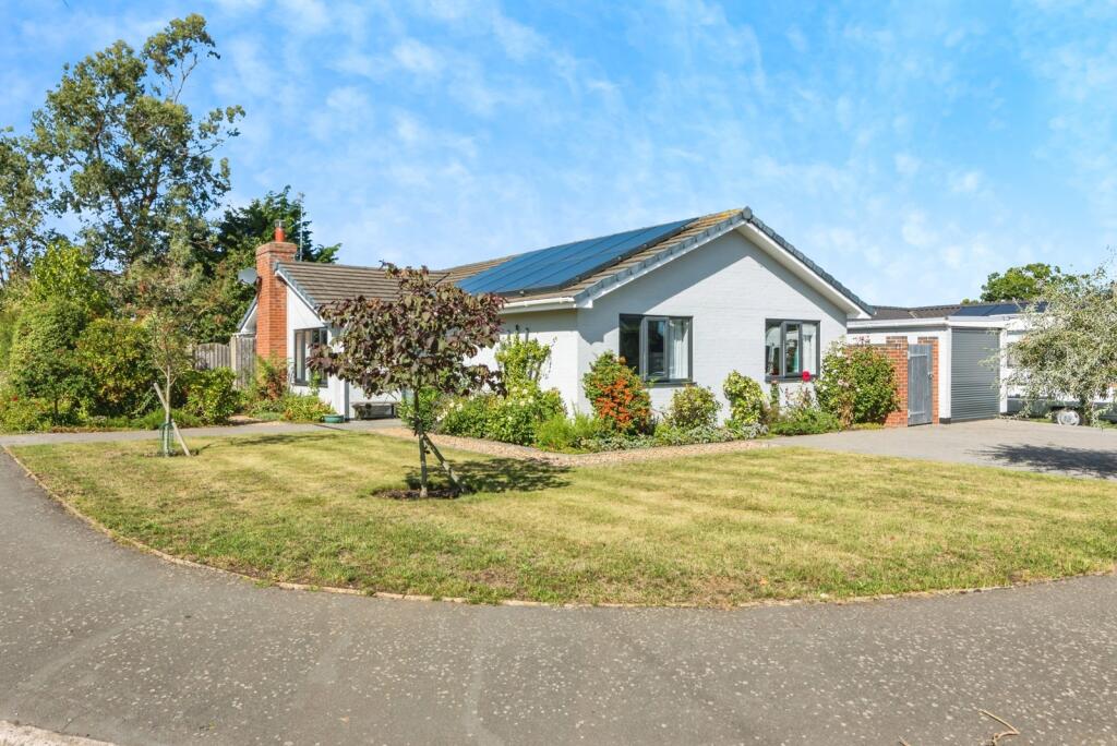 Main image of property: Kingston Drive, Beccles, Suffolk, NR34