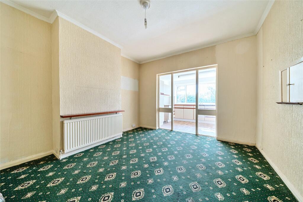 3 bedroom end of terrace house for sale in Glanfield Road, Beckenham, BR3