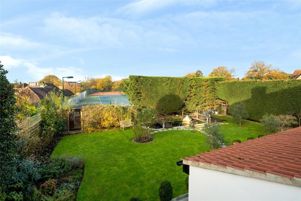 Additional property image - Southwater Close, Beckenham Place Park, Beckenham