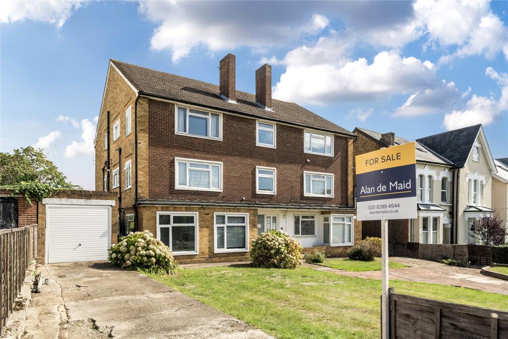 Main image of property: Elmers End Road, London