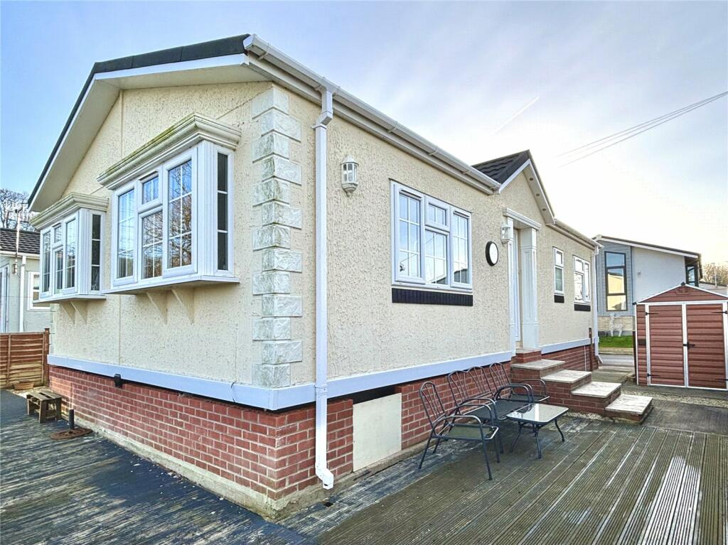Main image of property: Summerway, Radcliffe-on-Trent, Nottingham, Nottinghamshire, NG12