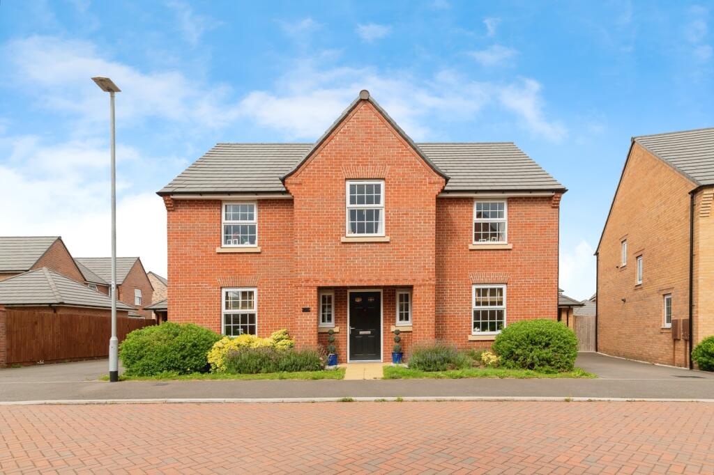 Main image of property: Cabourn Drive, Bingham, Nottinghamshire, NG13