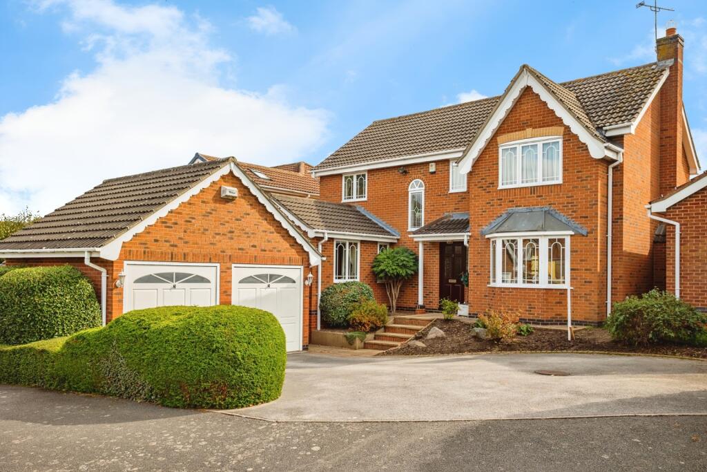 Main image of property: Betony Close, Bingham, Nottingham, Nottinghamshire, NG13