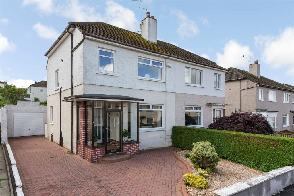 3 bedroom semidetached house for sale in Novar Gardens,