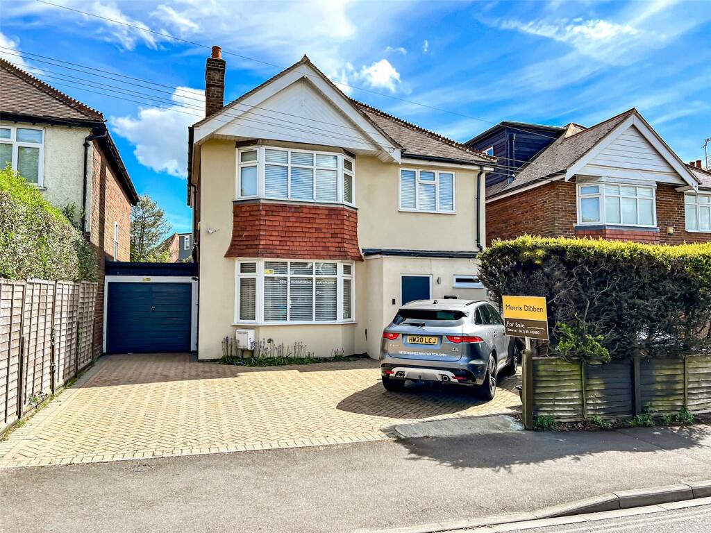 4 bedroom detached house for sale in Peartree Avenue, Southampton