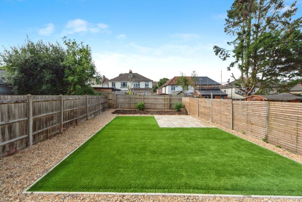 Main image of property: Bitterne Road West, Southampton, Hampshire, SO18