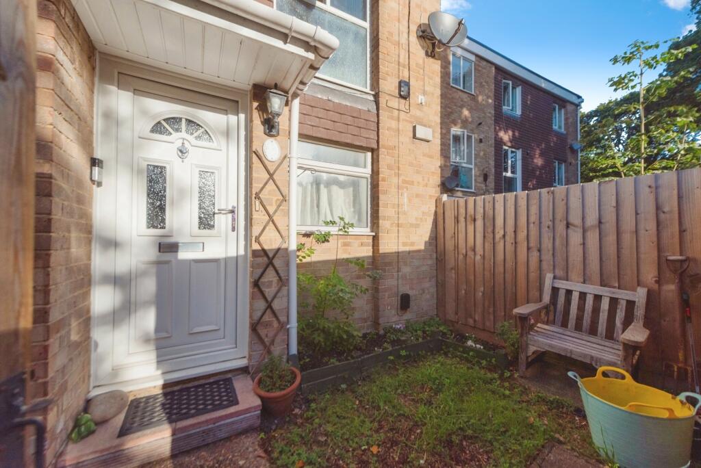 Main image of property: Tickleford Drive, SOUTHAMPTON, Hampshire, SO19