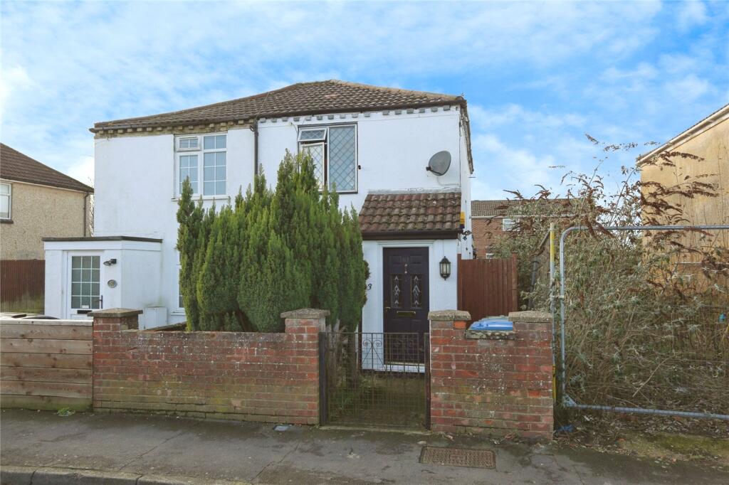 Main image of property: Commercial Street, Southampton, Hampshire, SO18