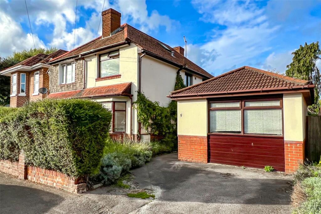 3 bedroom semi-detached house for sale in River View Road, Southampton ...