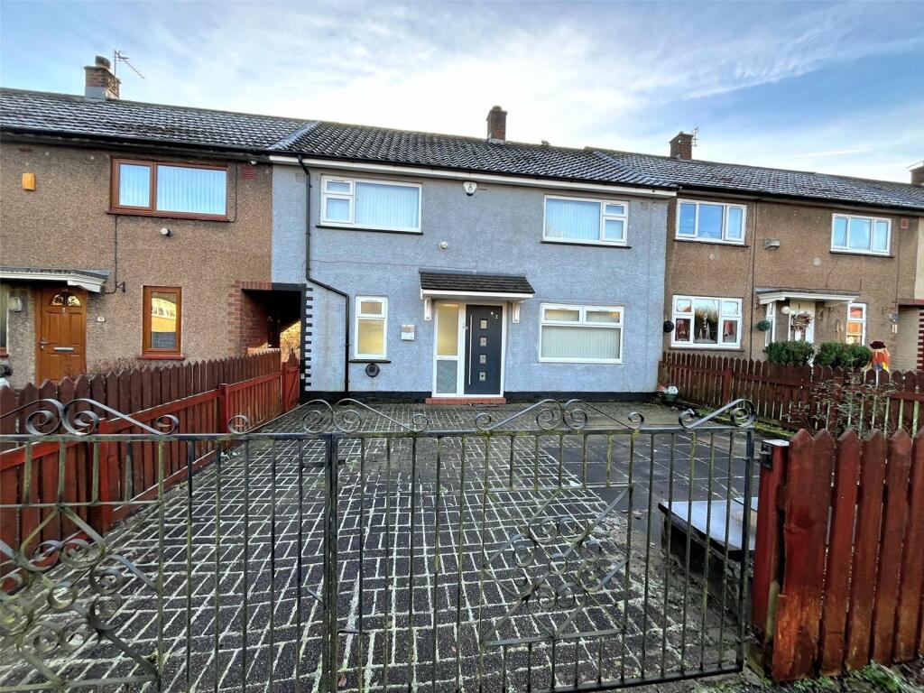 3 bedroom terraced house for sale in Oban Drive, Blackburn, Lancashire, BB1