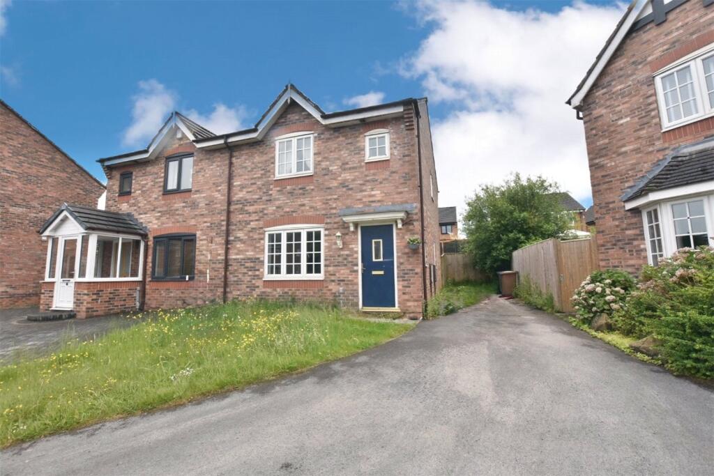 Main image of property: Wagstaffe Close, Fernhurst Farm, Blackburn, Lancashire, BB2