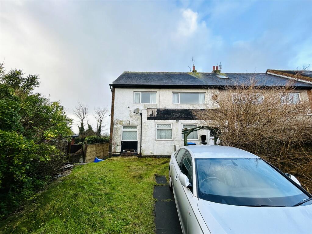 3 bedroom flat for sale in Hardhorn Way, PoultonleFylde, Lancashire, FY6