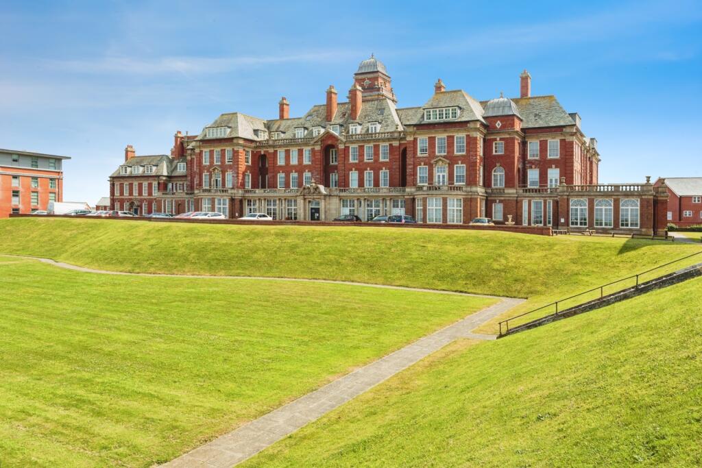 Main image of property: Queens Promenade, Bispham, Blackpool, Lancashire, FY2