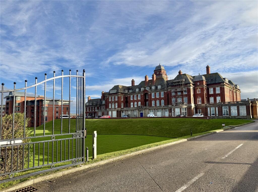 Main image of property: Queens Promenade, Bispham, Blackpool, Lancashire, FY2