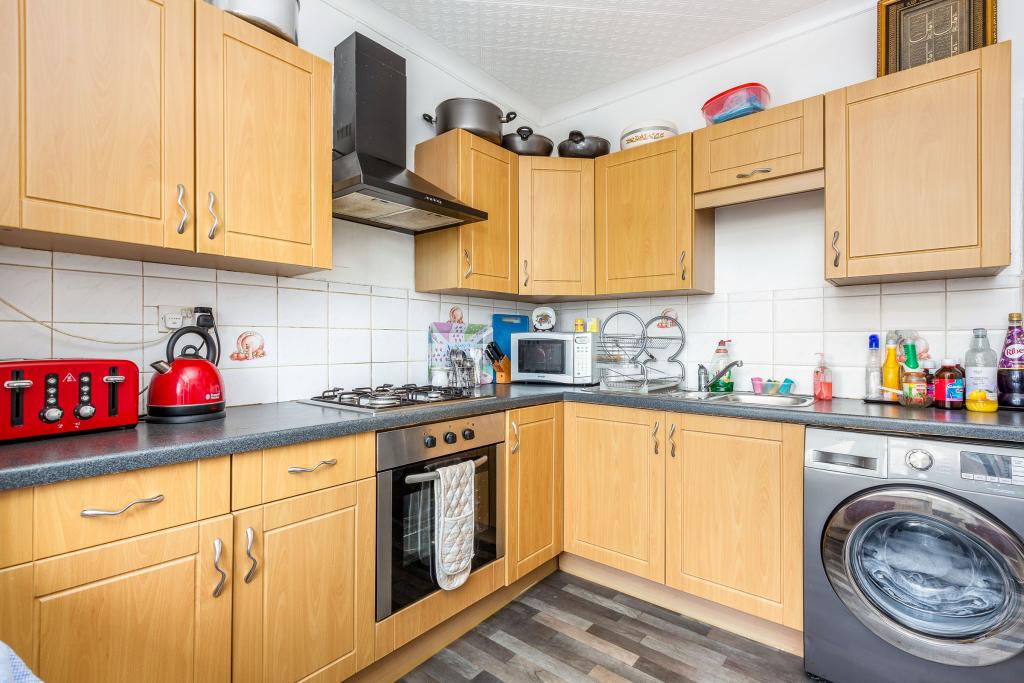 4 bedroom property for sale in Squires Gate Lane, Blackpool, Lancashire