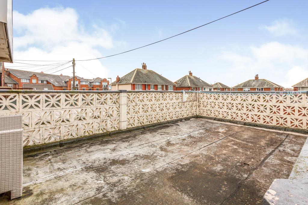 4 bedroom property for sale in Squires Gate Lane, Blackpool, Lancashire
