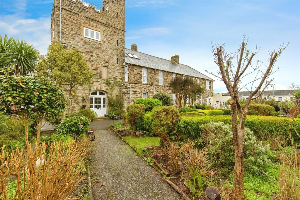 2 bedroom flat for sale in St. Marys Road, Bodmin, Cornwall, PL31