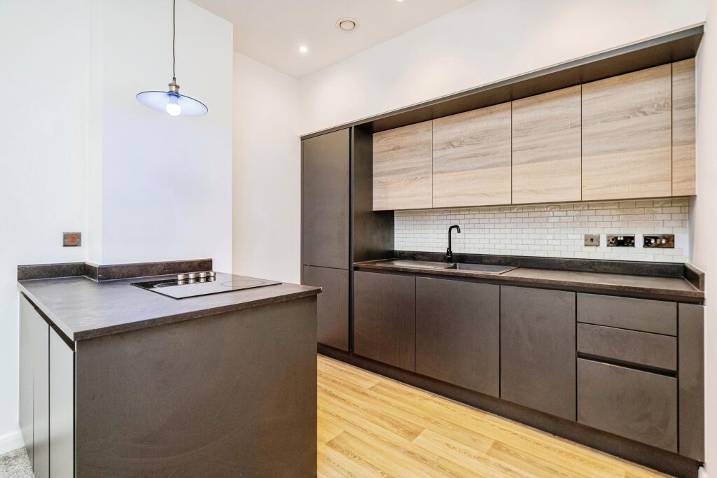 Additional property image - Churchgate, Bolton, Greater Manchester, BL1