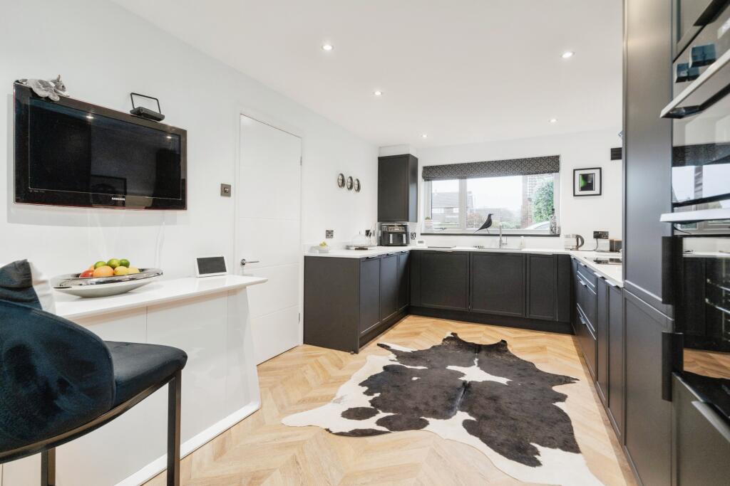 Additional property image - Markland Hill, Bolton, Greater Manchester, BL1