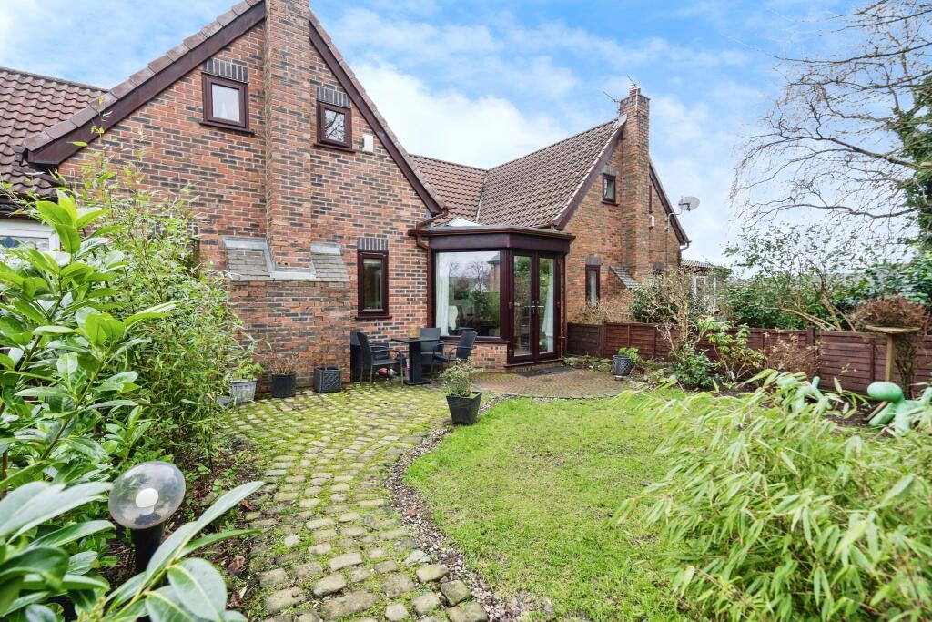 Additional property image - Markland Hill, Bolton, Greater Manchester, BL1