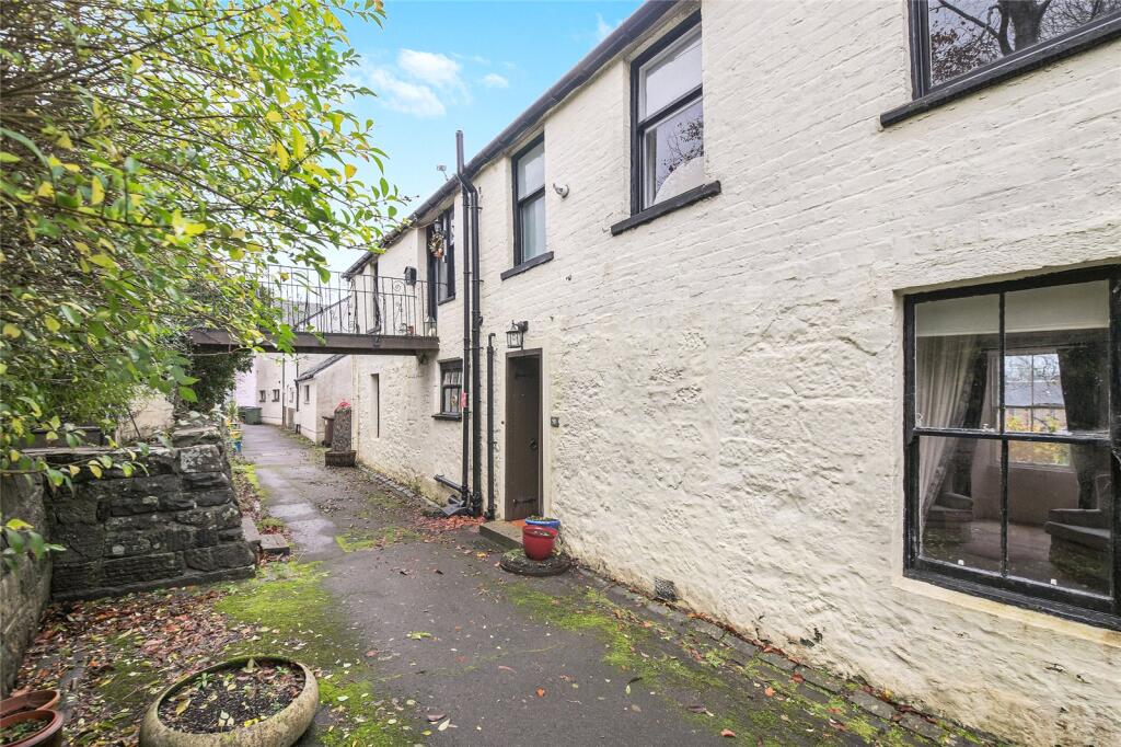 Main image of property: Shuttle Street, Kilbarchan, PA10