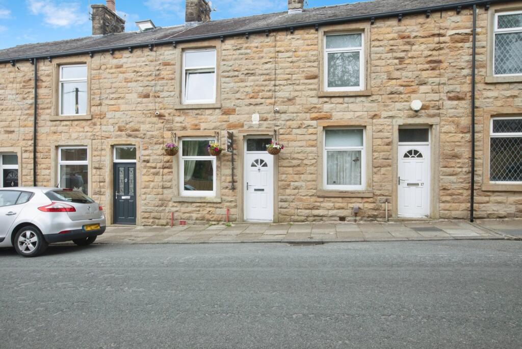 3 bedroom terraced house