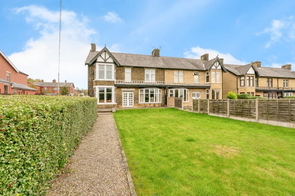 Main image of property: Colne Road, Burnley, Lancashire, BB10