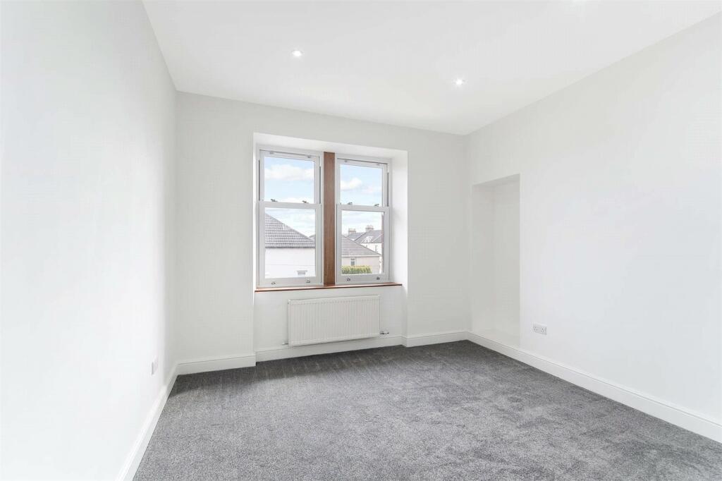 Studio flat for sale in McCallum Avenue, Rutherglen, Glasgow, G73