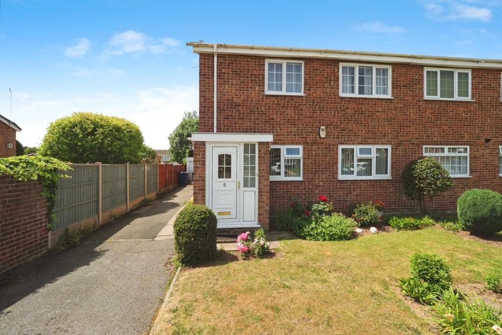 Main image of property: Mayfield Road, Burton-on-Trent, Staffordshire, DE15