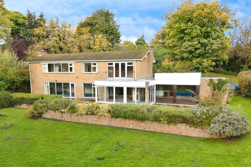 Main image of property: Ashby Road East, Bretby, Burton-on-Trent, Derbyshire, DE15