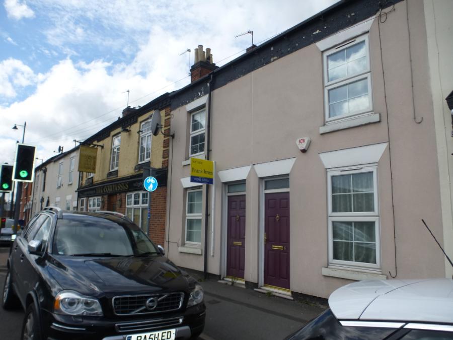 2 bedroom terraced house for sale in Wellington Street, BurtononTrent