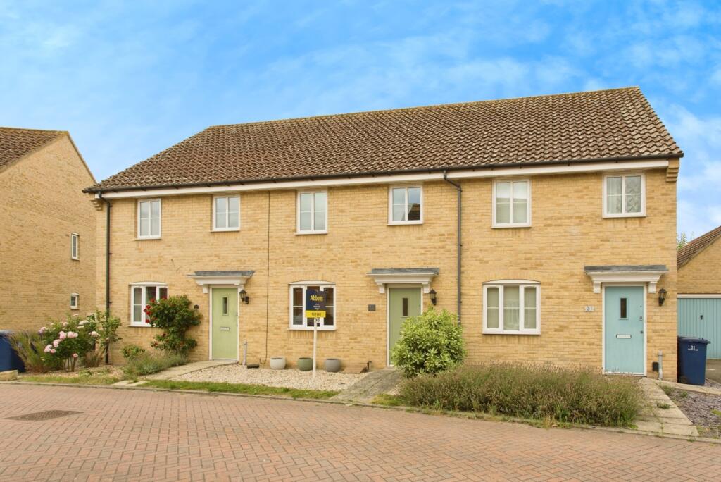 Main image of property: Saxon Close, Oakington, Cambridge, Cambridgeshire, CB24