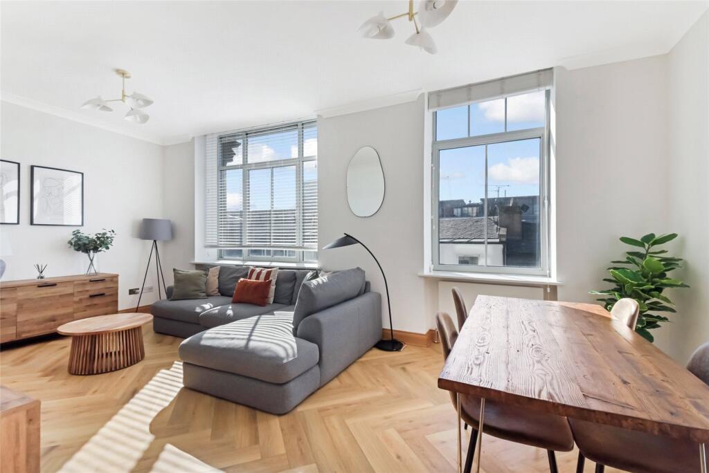 Main image of property: Hutcheson Street, Glasgow, Lanarkshire, G1