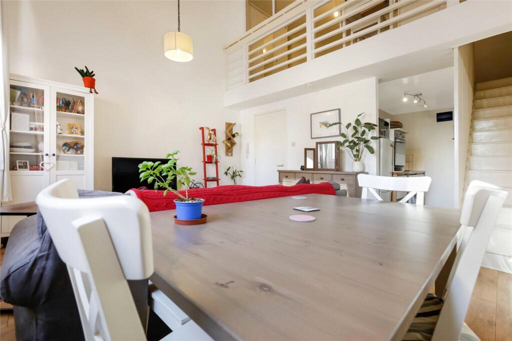 Main image of property: Ingram Street, Glasgow, Glasgow City, G1